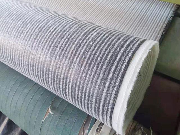 GCL覆膜膨润土防水毯